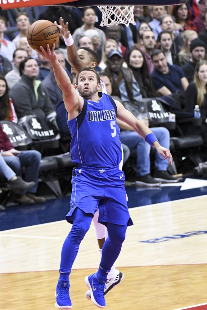 Precioso duelo ofensivo entre J.J. Barea y Ricky Rubio