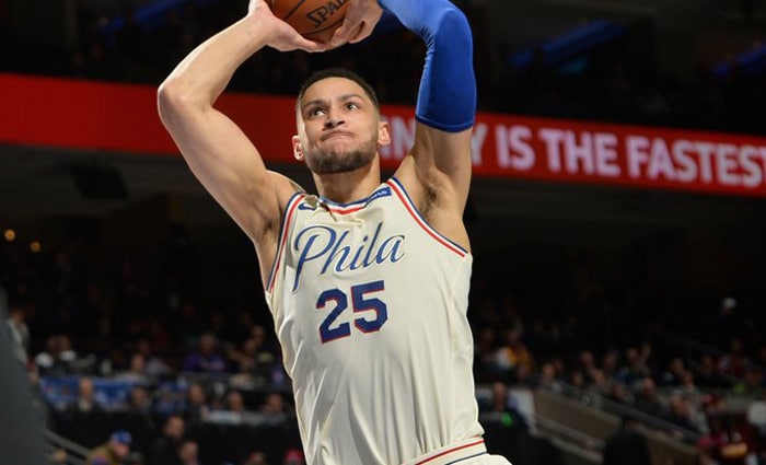 Gran debut del novato Ben Simmons en playoffs