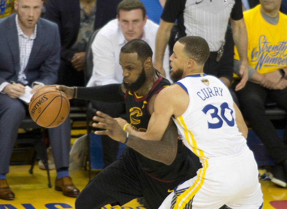 ESPN coloca a LeBron James como el mejor de la próxima temporada