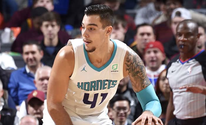 Willy Hernangómez firma un doble-doble en 23 minutos