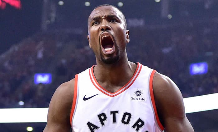 Gasol e Ibaka ponen a la afición de Toronto en pie