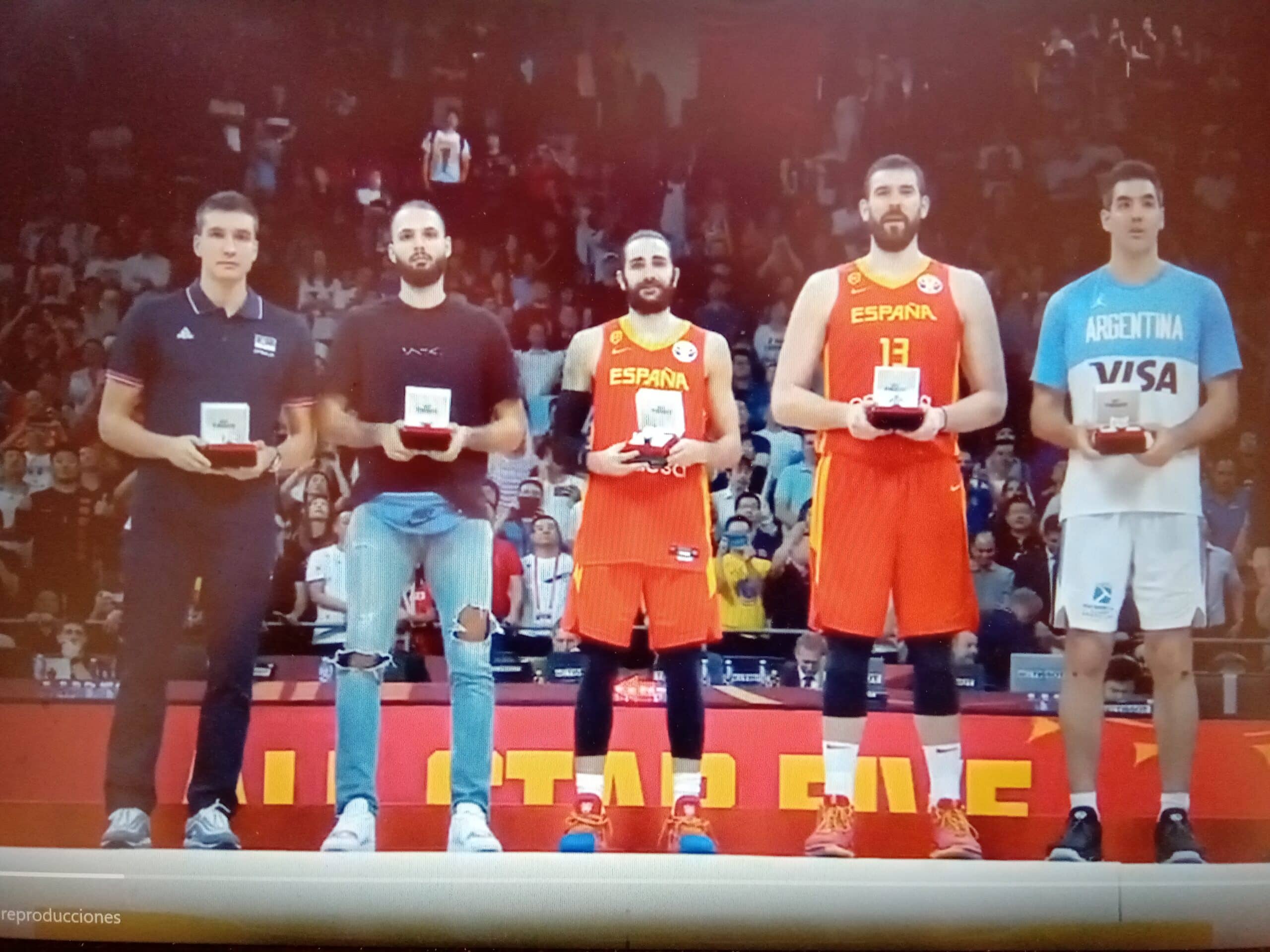 Rubio, Bogdanovic, Fournier, Scola y Marc Gasol, quinteto del torneo