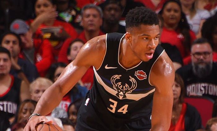 Milwaukee destroza a Clippers en el cumpleaños de Antetokounmpo