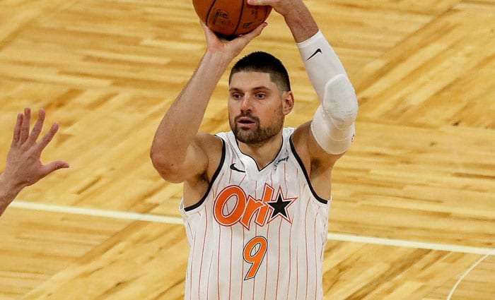 Orlando traspasa a Nikola Vucevic a Chicago Bulls