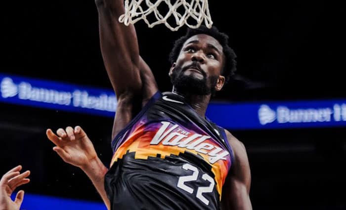 Ayton se muestra decepcionado por no extender su contrato con Suns