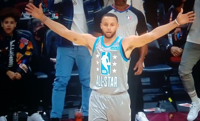 Curry consigue su primer MVP en un All-Star: ¡16 triples y 50 puntos!