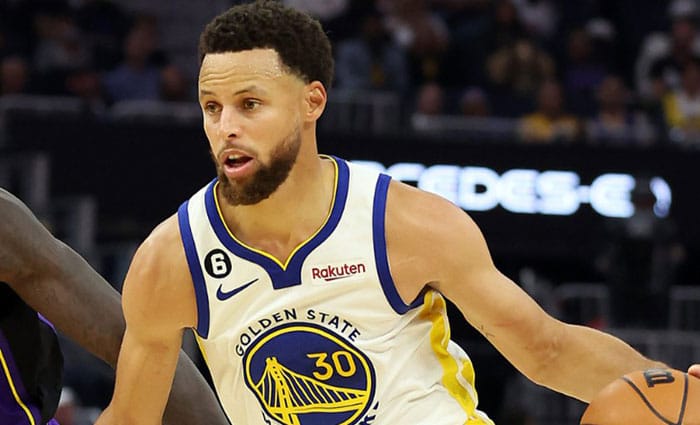 Embiid y Curry son premiados tras deslumbrar en la semana