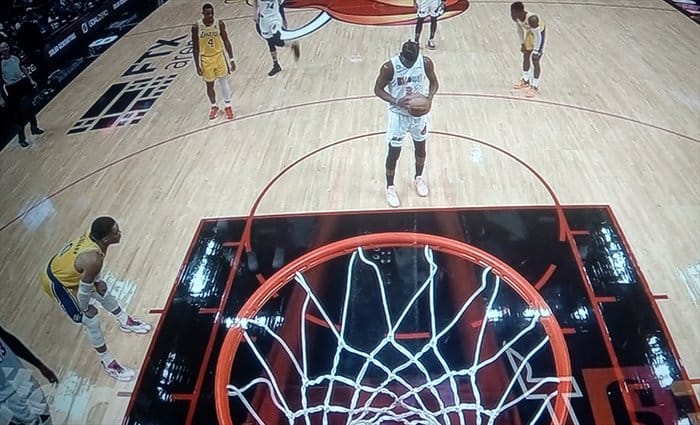 Lakers pierde 26 balones en la derrota ante Miami Heat