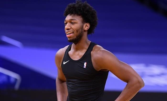 Warriors repesca a Wiseman de la G League