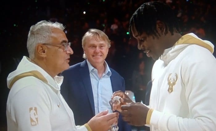 Marc Lasry vende su parte mayoritaria de los Bucks por 3.500 millones