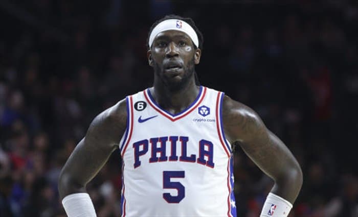 Montrezl Harrell pasa por el quirófano por su lesión de rodilla