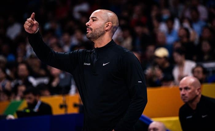 Los GM consideran que Jordi Fernández es el mejor asistente de la NBA