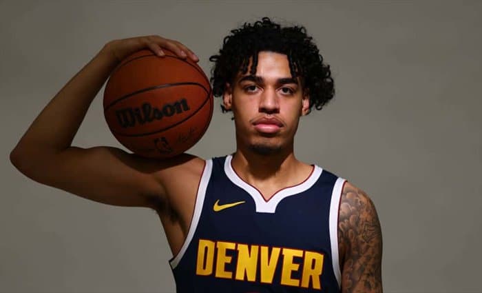 Julian Strawther, el jugador puertorriqueño que luce en la pretemporada