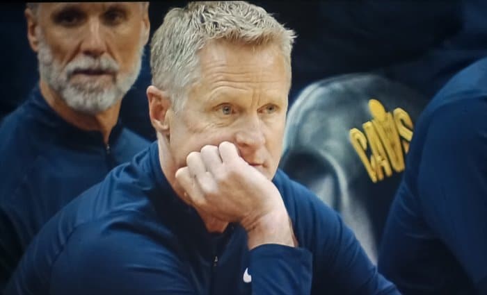 Kerr afirma que la acción de Draymond Green sobre Gobert fue “imperdonable”