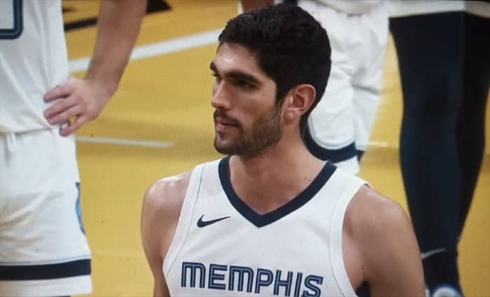 Aldama anota 24 puntos pero los Grizzlies pierden ante Lakers por 27