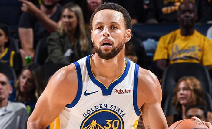 Stephen Curry rompe su racha de 268 partidos seguidos anotando triples