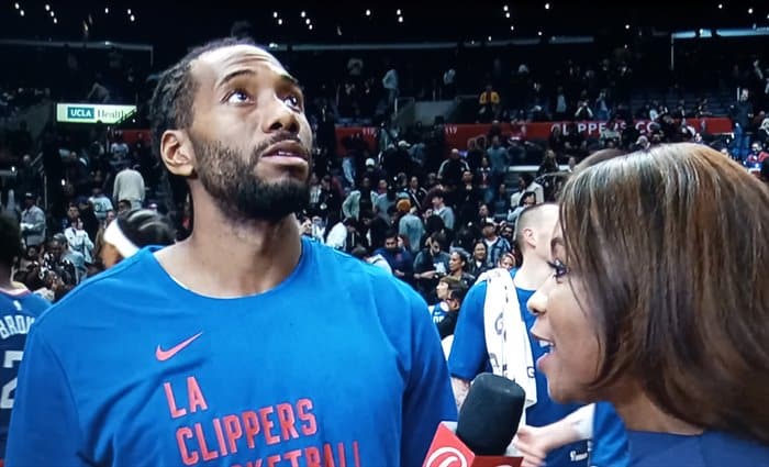 Clippers gana a unos Lakers sin LeBron con triple-doble de Kawhi