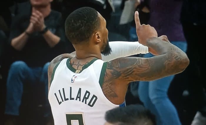 Lillard resuelve el Bucks-Kings con un triplazo sobre la bocina de la prórroga