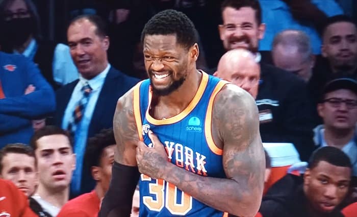 Knicks derrota a Miami con un gran Brunson pero pierde a Randle por lesión
