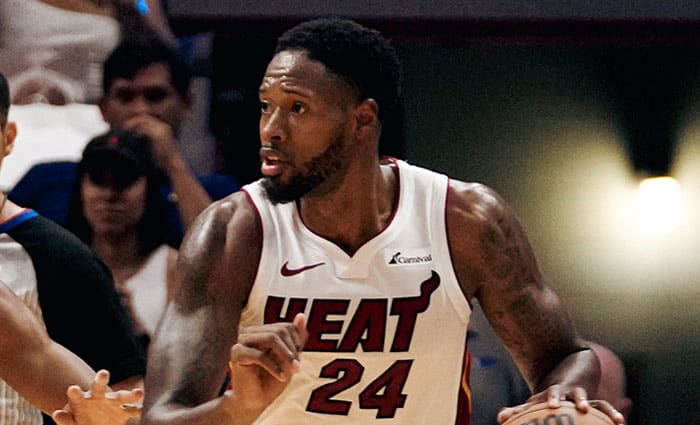 El jugador de Heat Haywood Highsmith involucrado en un grave accidente