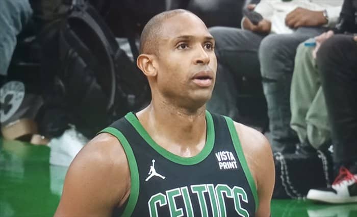 Boston gana en Chicago con Horford y Hauser brillando como titulares