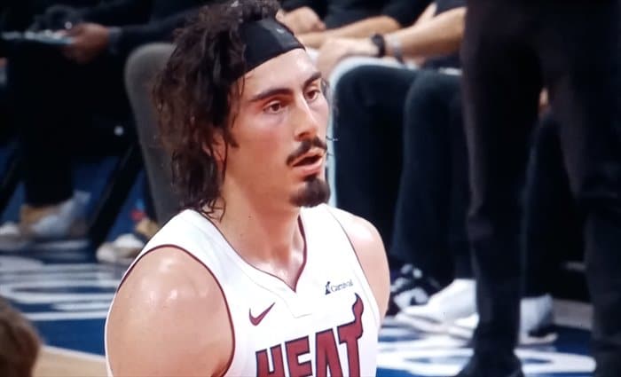 Jáquez Jr. anota 25 puntos en la derrota de Miami ante Thunder