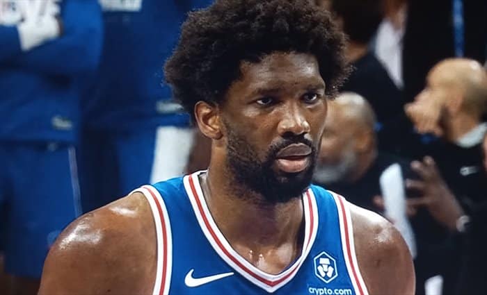 Los Sixers se imponen a los Knicks con 50 puntos de Embiid