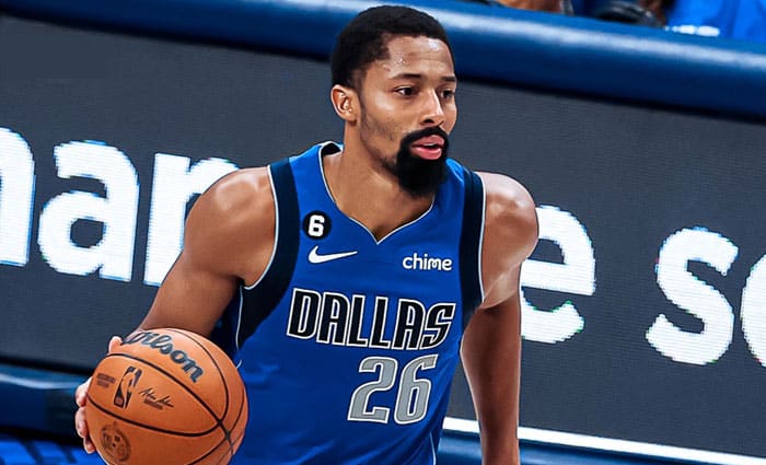 Spencer Dinwiddie regresa a Dallas Mavericks con un contrato corto