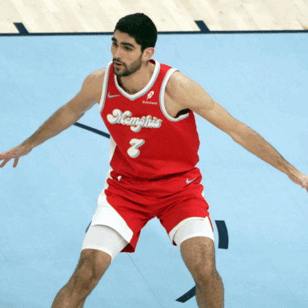 Santi Aldama y su futuro en la NBA ¿Qué pasará esta offseason?