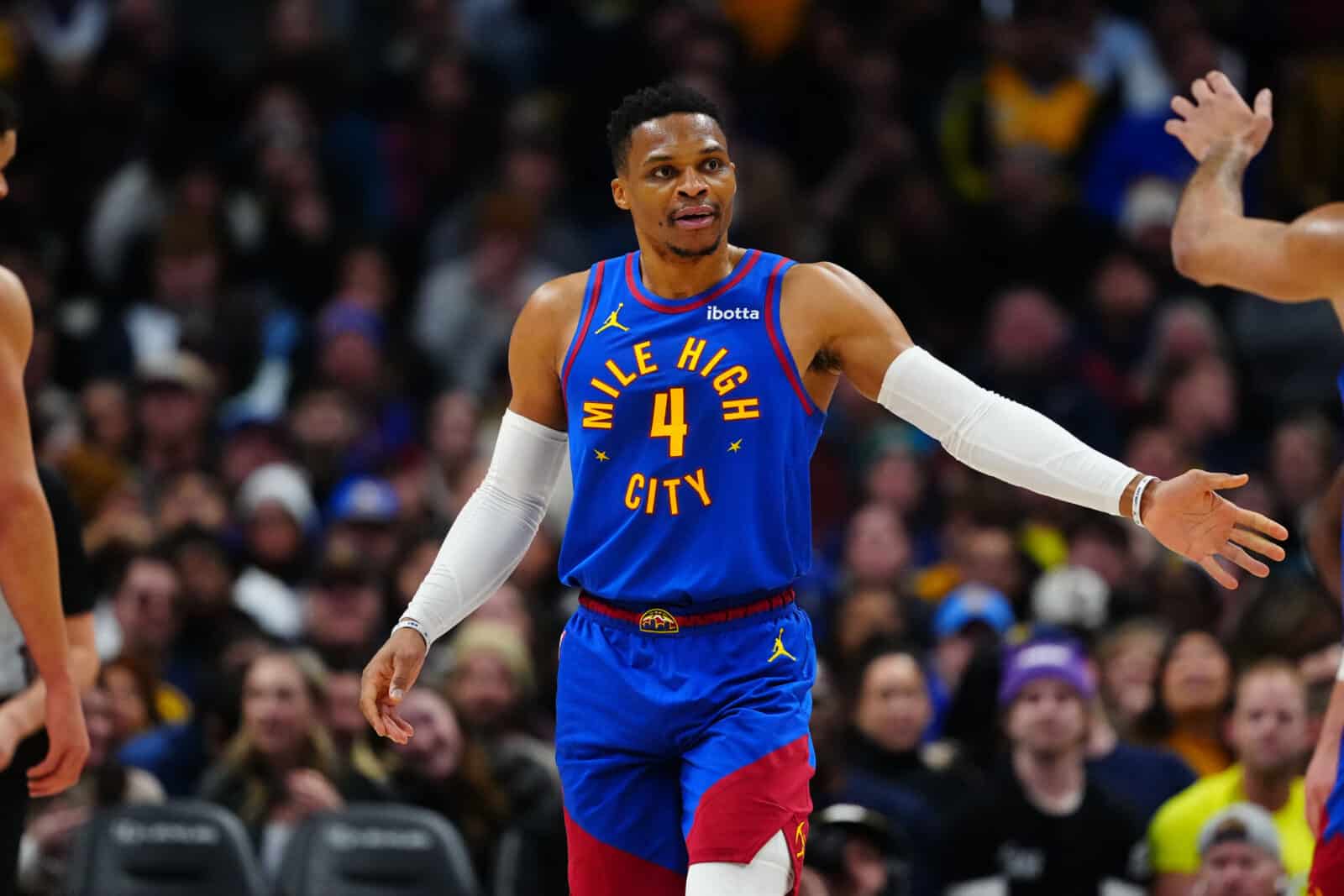 Nuggets remontan frente a los Clippers en un emocionante tiempo extra 1 Denver Nuggets. Credit: Ron Chenoy-Imagn Images