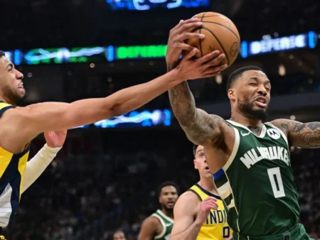Los Pacers superan a los Bucks y mantienen la ventaja de local