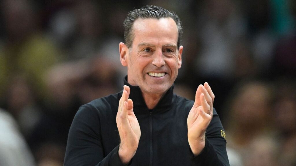 Kenny Atkinson ha sido reconocido como el mejor entrenador de la NBA 1 Kenny Atkinson