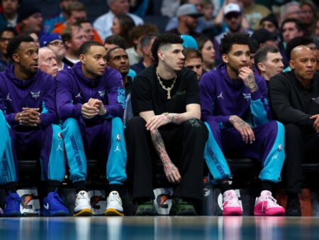 ¿Punto muerto para Charlotte Hornets? No hay rumbo claro en la franquicia