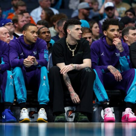 ¿Punto muerto para Charlotte Hornets? No hay rumbo claro en la franquicia