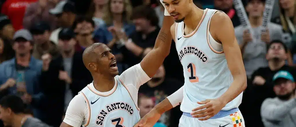 Lakers entre los favoritos a conseguir a Chris Paul para la temporada 2025/26 1 Chris Paul a Lakers