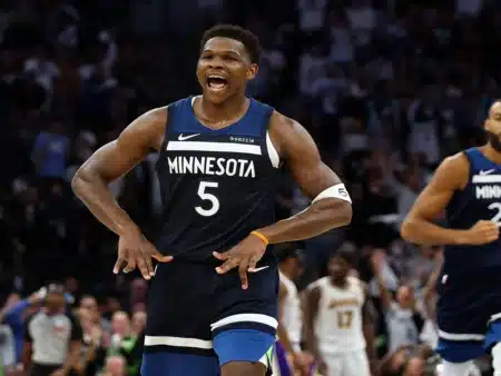 Minnesota Timberwolves aplastó a Golden State Warriors y empatan la serie
