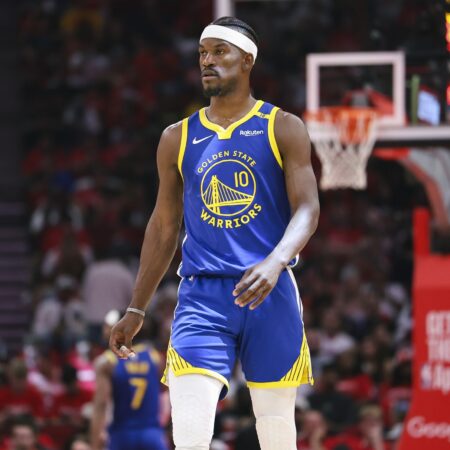 Jimmy Butler criticado por Dwyne Wade por su actuación en los NBA Playoffs 2024-25