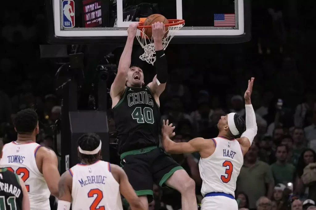 Boston resucita en el TD Garden y fuerza un Juego 6 ante Knicks 1 d0d7276d9ec062735854da2bede1ce3f Knicks Celtics Basketball 62858.jpg