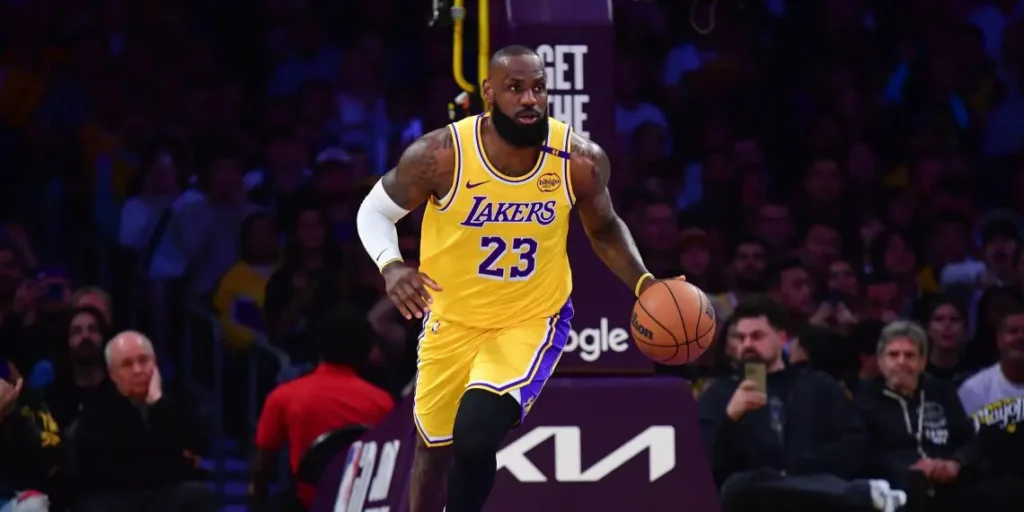 LeBron James destapa la verdad sobre el arbitraje en Playoffs 1 LeBron James. Creditos: Gary A. Vasquez