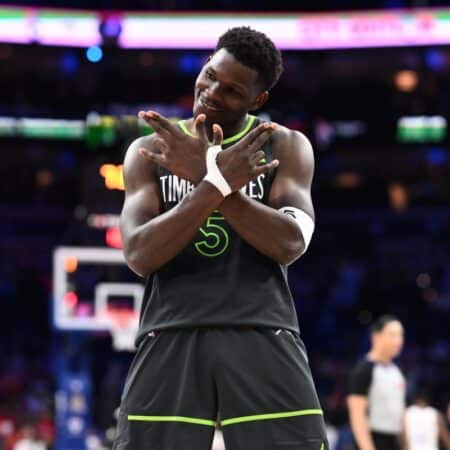 Anthony Edwards contra la historia a sus 23 años en los Playoffs