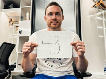 Mercado NBA: Pat Connaughton se queda con los Bucks, ¿Comienza la reconstrucción para Giannis?