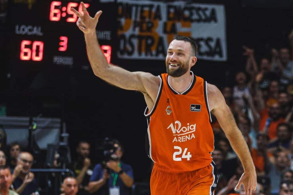 Valencia Basket aplasta a Tenerife en el Juego 2 de los PlayOff ACB