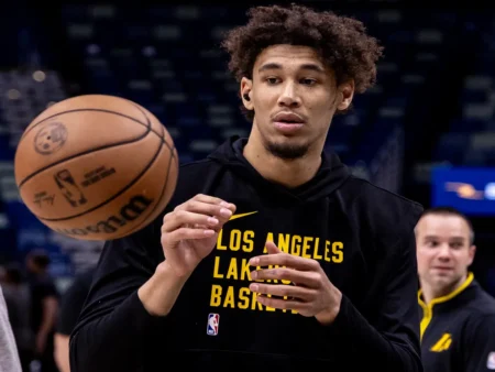 ¿Vuelta inesperada? Los Lakers sorprenden con un nuevo contrato