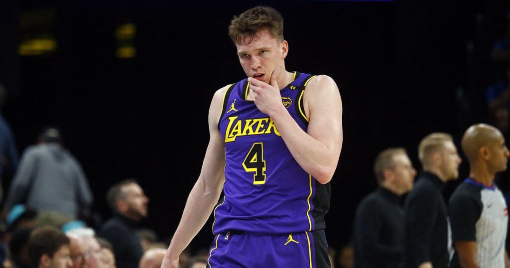Dalton Knecht pierde brillo: La caída de su valor en el Mercado NBA 1 Dalton Knecht pierde brillo: La caída de su valor en el Mercado NBA