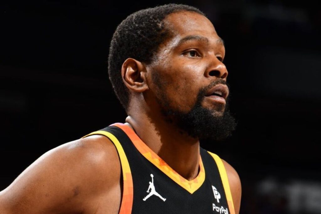 Traspasos NBA: Se oficializa el récord ¿Quiénes ganan en el traspaso histórico a siete bandas?