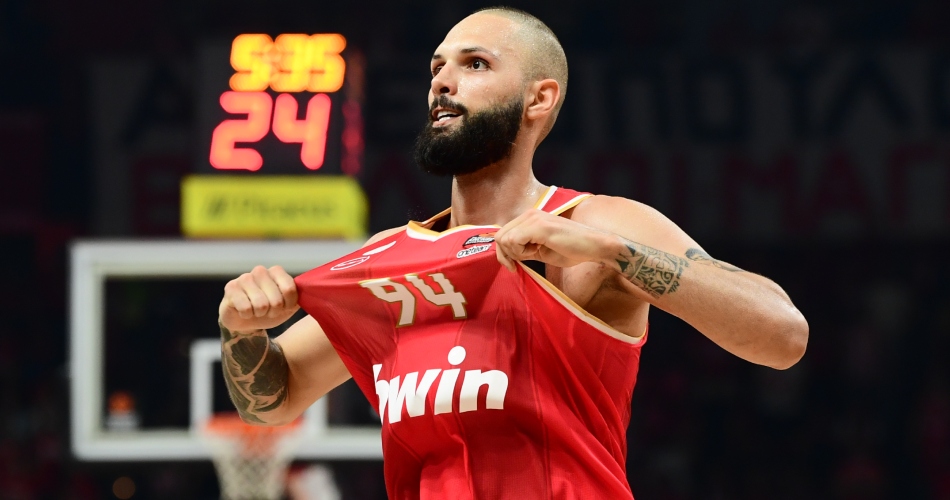 Renovación estelar en Olympiacos: El crack que seguirá brillando en la Euroliga 1 Renovación estelar en Olympiacos: El crack que seguirá brillando en la Euroliga