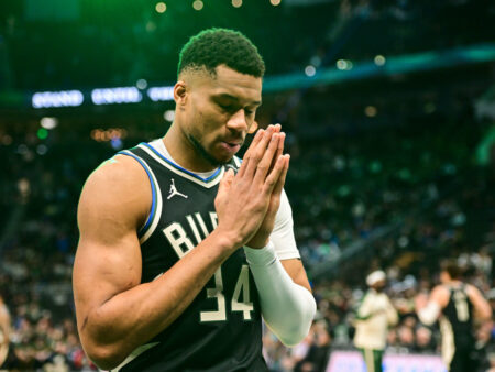 Tensión en Milwaukee: ¿Forzará Giannis Antetokounmpo un cambio tras la salida de Lillard?