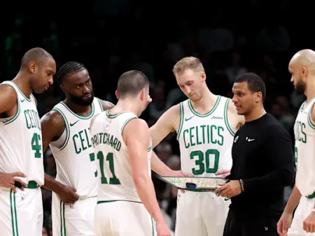 Sorpresa de Jrue Holiday: ¿Quién desafió al defensor de élite en los Celtics?