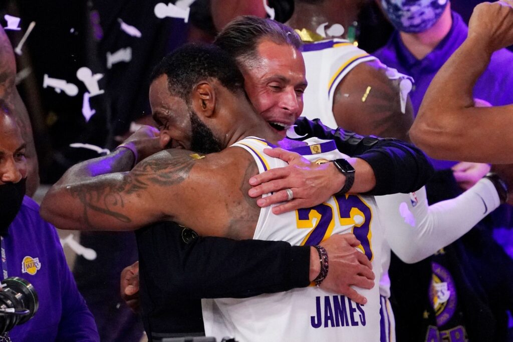 LeBron James y los Lakers: ¿Qué dijo Rob Pelinka sobre su continuidad? 