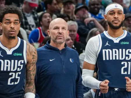 Mercado NBA: Dallas Mavericks en debate: ¿Renovar a esta figura por $90M o buscar otra salida?